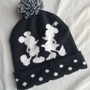 Black & white Mickey Mouse beanie with pom pom #disney #mickeymouse #winter